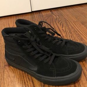 Vans high tops: Sk8-Hi Pro
